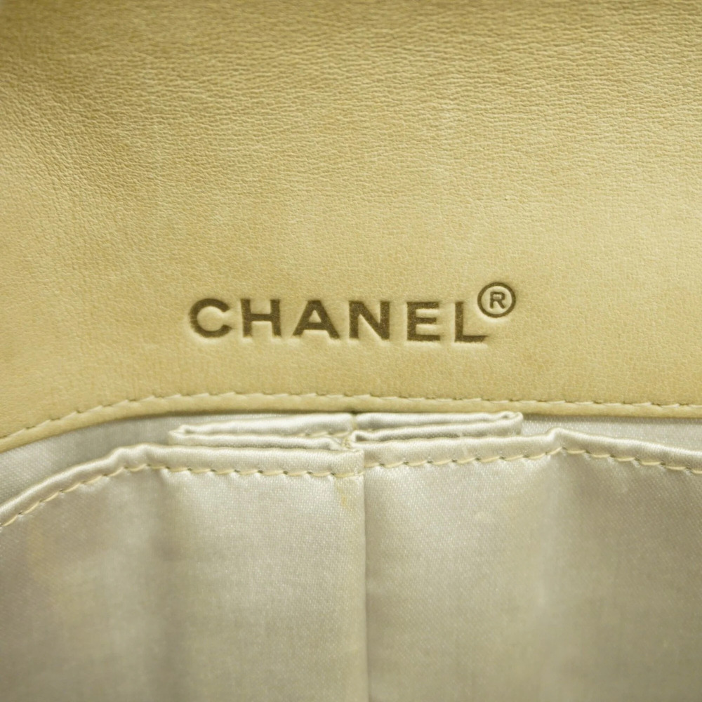 CHANEL Cream Shoulder Bag - Picture 5 of 10